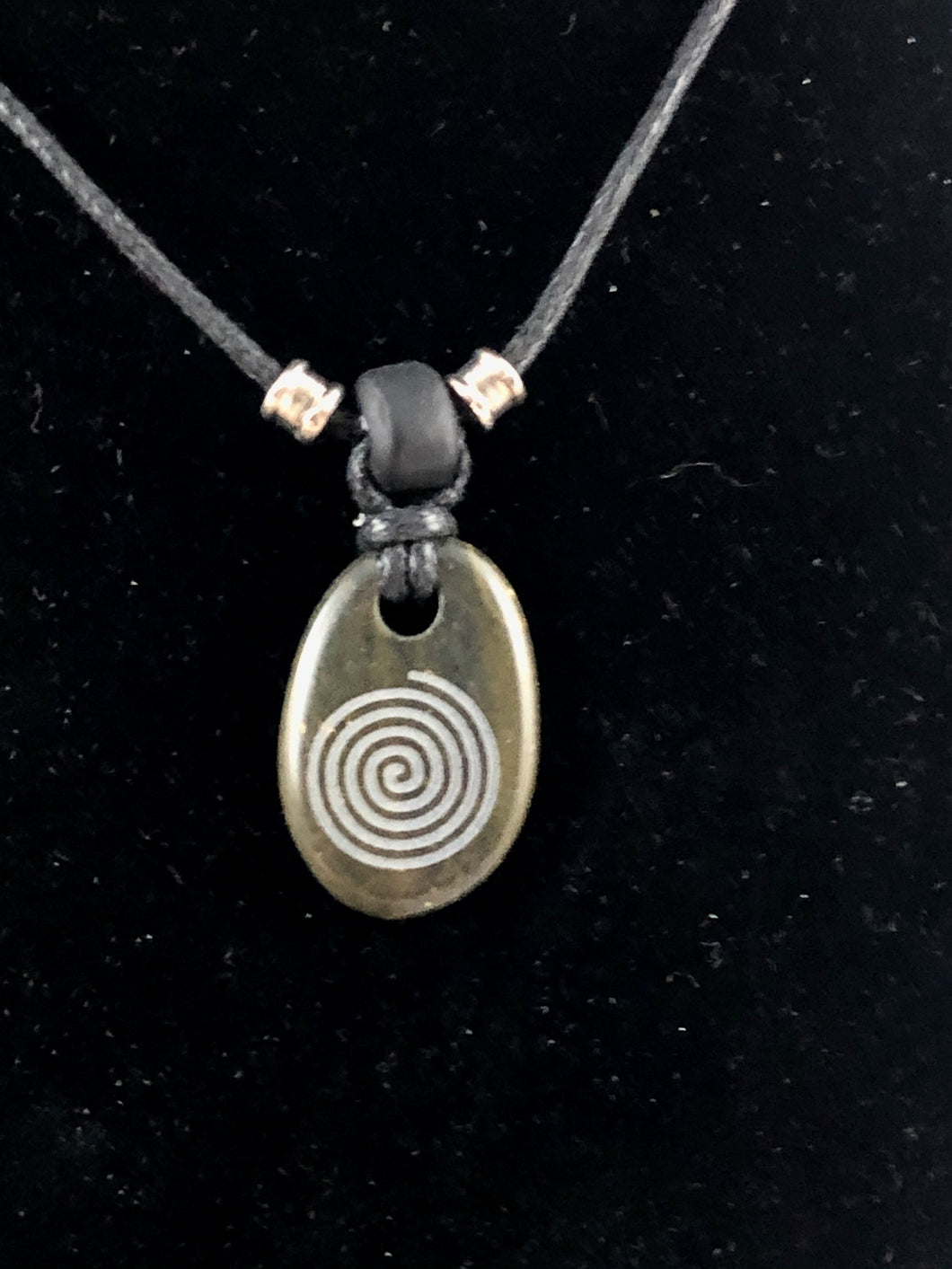Dark Green Maze Stone Pendant Necklace