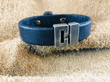 Black Flat Leather Bracelet with Single Hole Black Stone Focal Piece