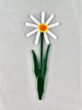 Daisy Plant Stake - Fused Glass Flower Garden Art